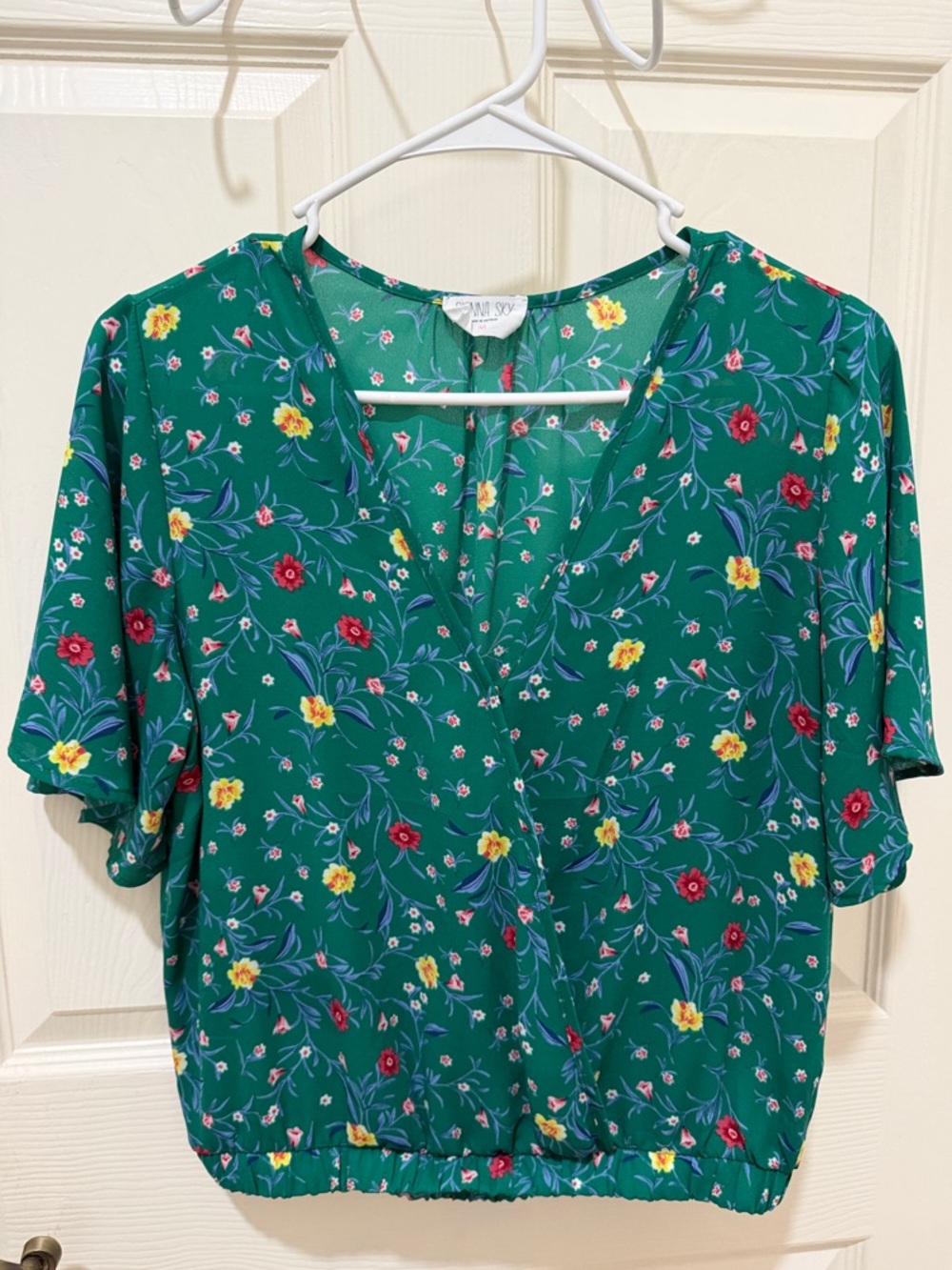 Sienna Sky Women’s Green Floral Wrap Blouse M